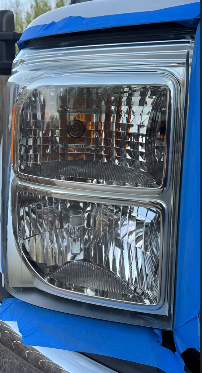 Restored, crystal-clear headlight